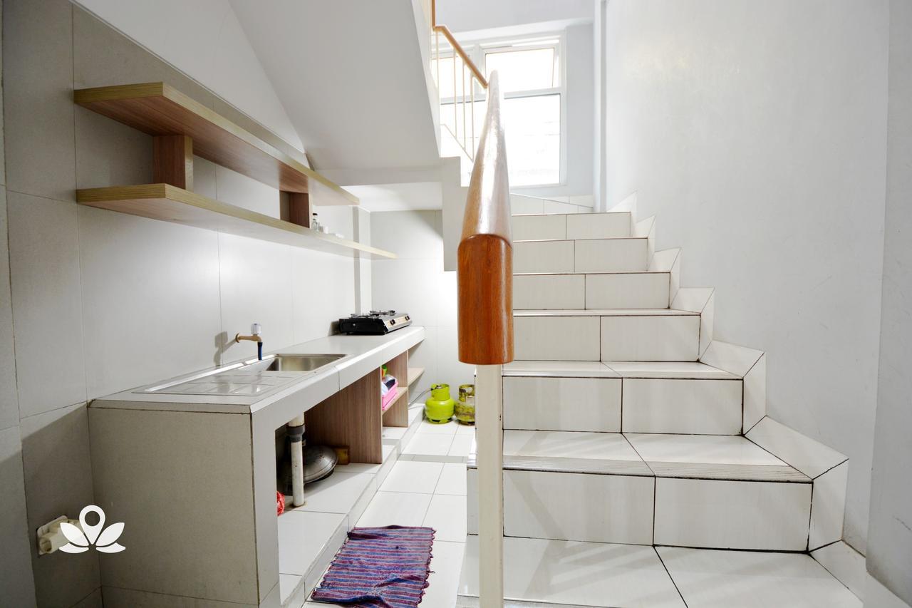 Zen Rooms Karet Pedurenan Jakarta Extérieur photo