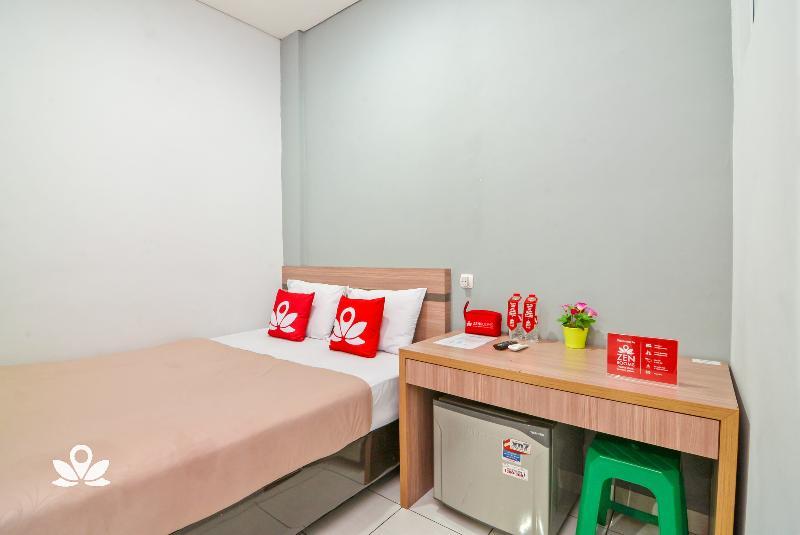 Zen Rooms Karet Pedurenan Jakarta Extérieur photo